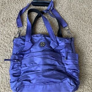 Lululemon bag